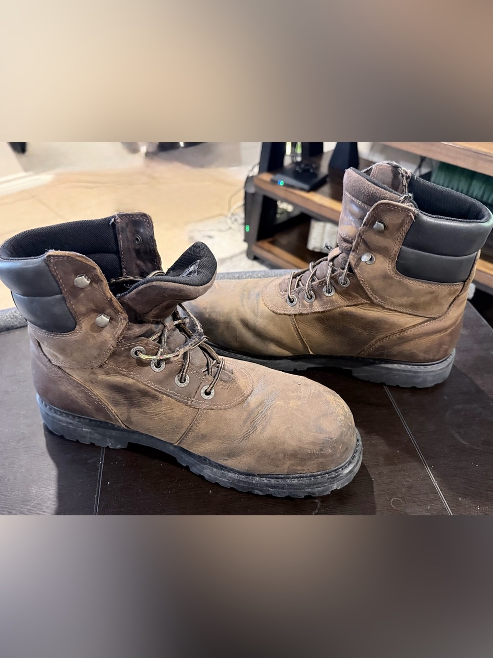 Wolverine Brown Leather Lace-Up Work Boots with Steel Toe-waterproof